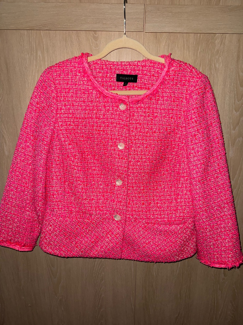 Talbots Women’s Size 12 Pink Tweed Bouclé Jacket Blazer Fringe Trim Button Front
